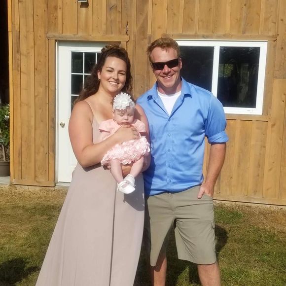 Meet your Posher, Jessica - Picture 1 of 1